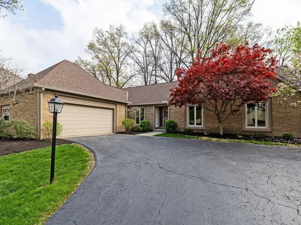 6696 Maplebrook Ln, Columbus, OH 43235