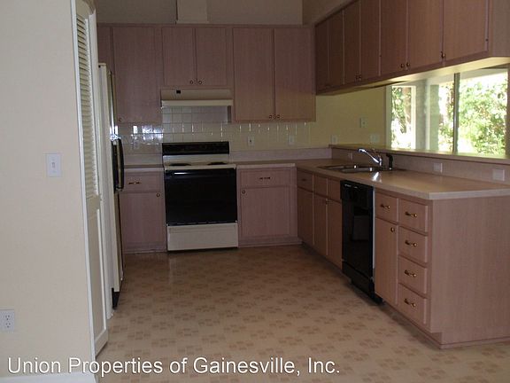 3rd image of 13305 N State Road 121