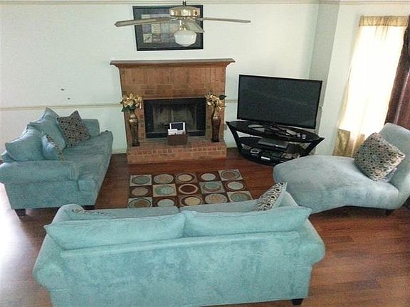 4th image of 4231 Wesgate Trl E