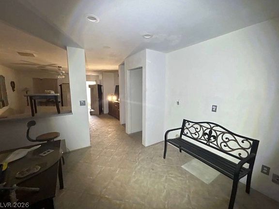 4th image of 724 Forest Haven Way