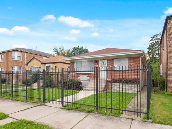 10832 S King Dr, Chicago, IL 60628