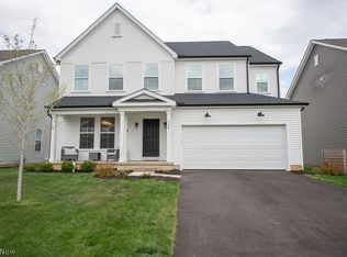 428 Oakland Hills Loop, Commercial Point, OH 43116