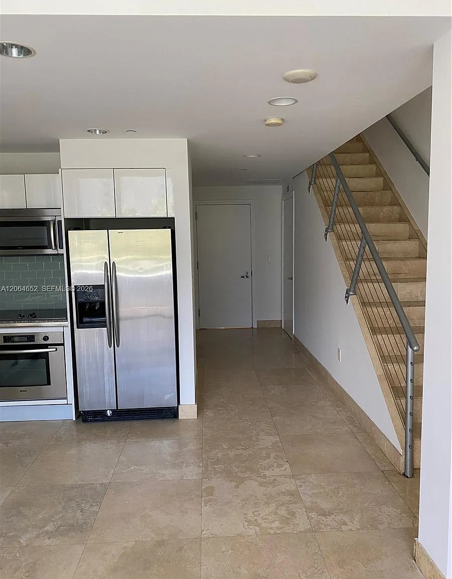 1060 Brickell Condo — Photo 3