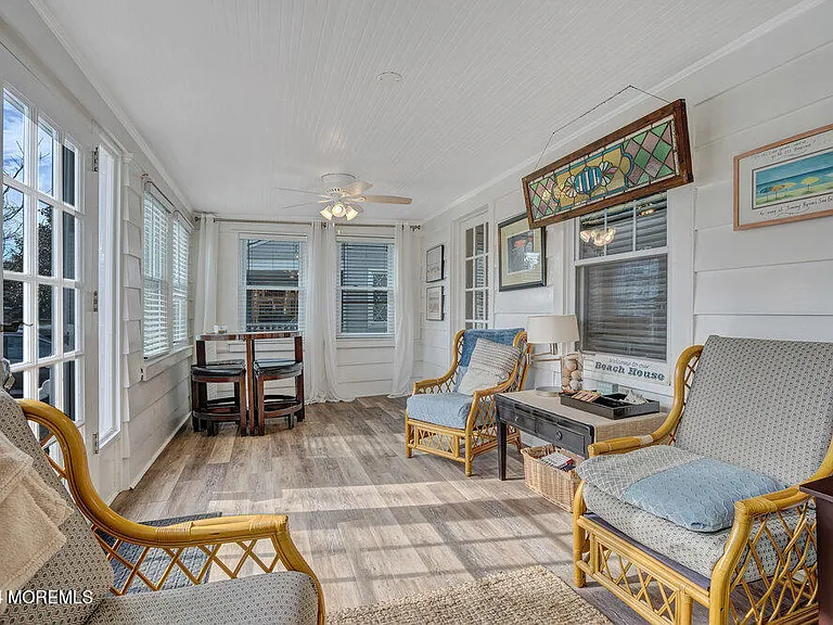 111 Beacon Blvd — Photo 9