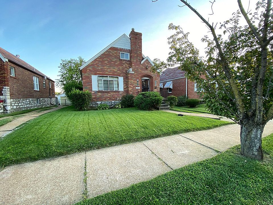 1st image of 1522 McLaran Ave
