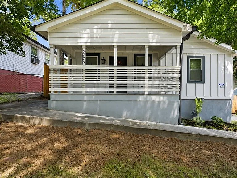 2778 Harlan Dr — Photo 1