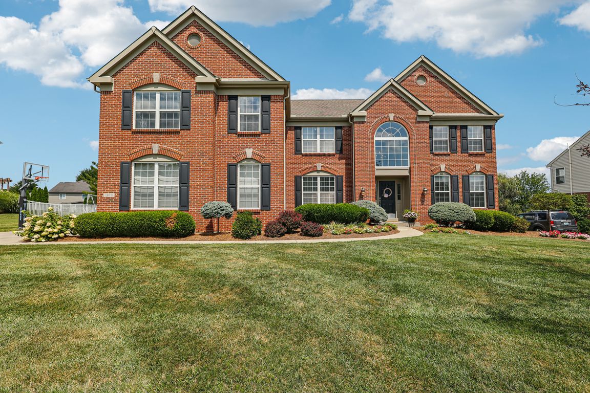 Farmhouse Way-S0608-001.jpg