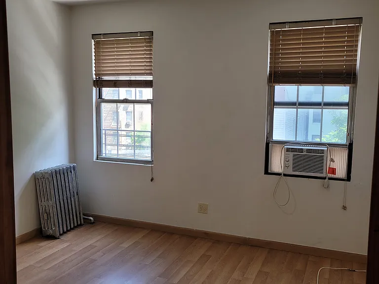 118 Rockwood St #3 — Photo 4