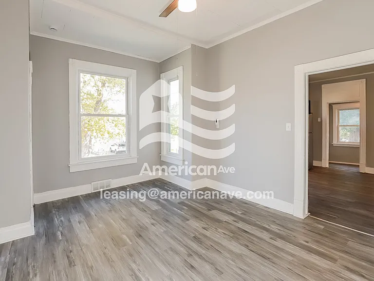 1447003_003_wm_-_living_room_13192616.jpg