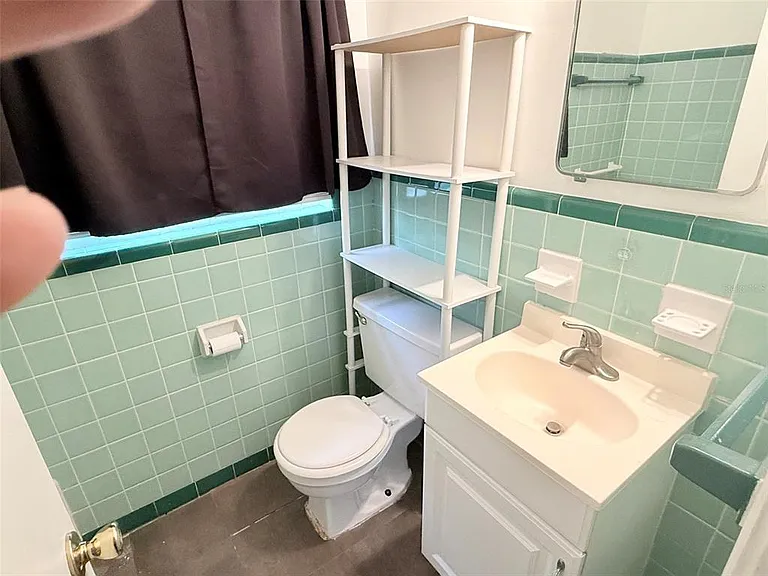 4935 Emerson Ave S — Photo 17
