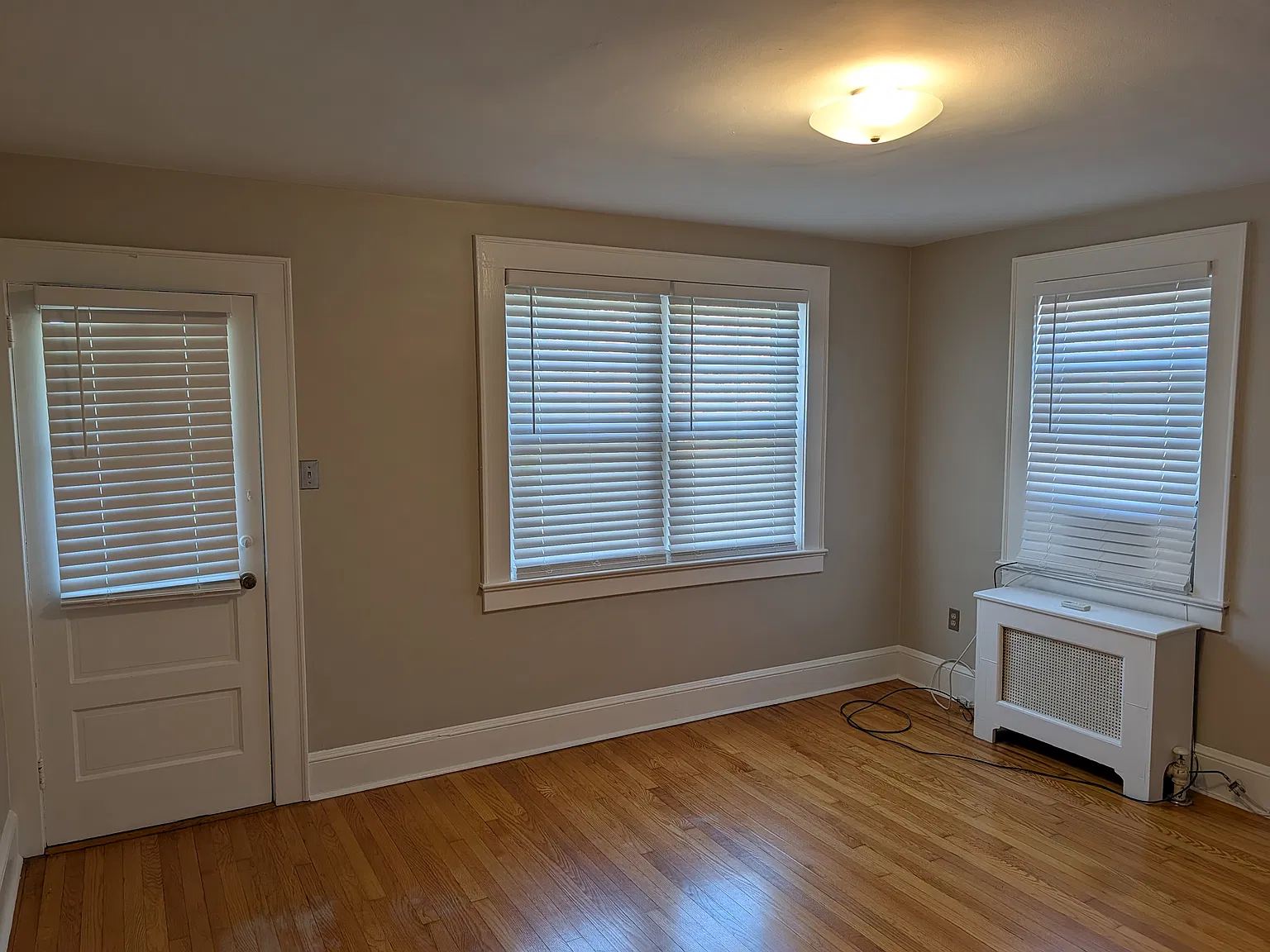 1 bed, 550 sqft, $1,995 — Photo 2