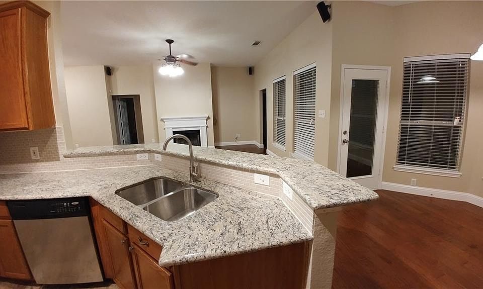 1321 Manten Blvd, Denton, TX 76208 Zillow