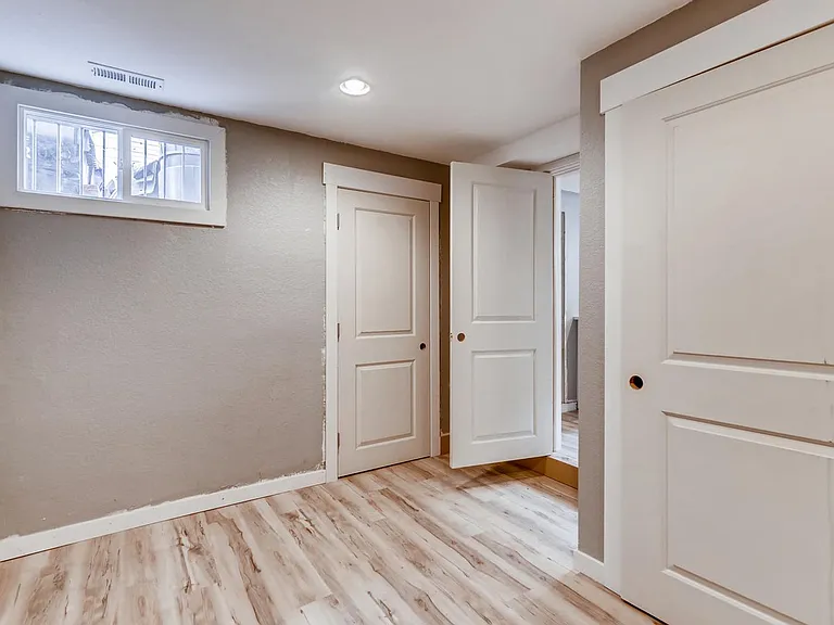 200 S Meade St #B — Photo 2
