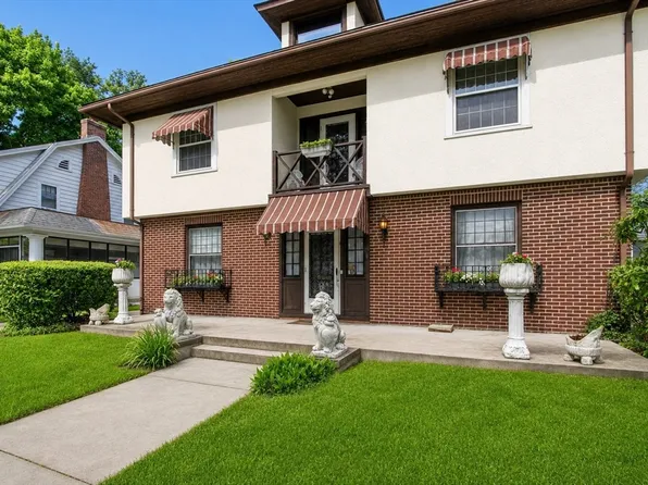 83 Kimberly Ave, Springfield, MA 01108