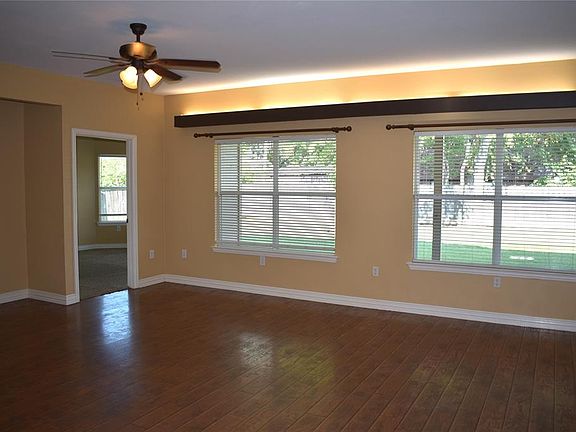 2nd image of 142 Hardwicke Ln