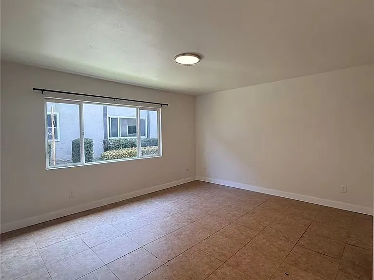 2018 Las Vegas Ave #8 — Photo 11