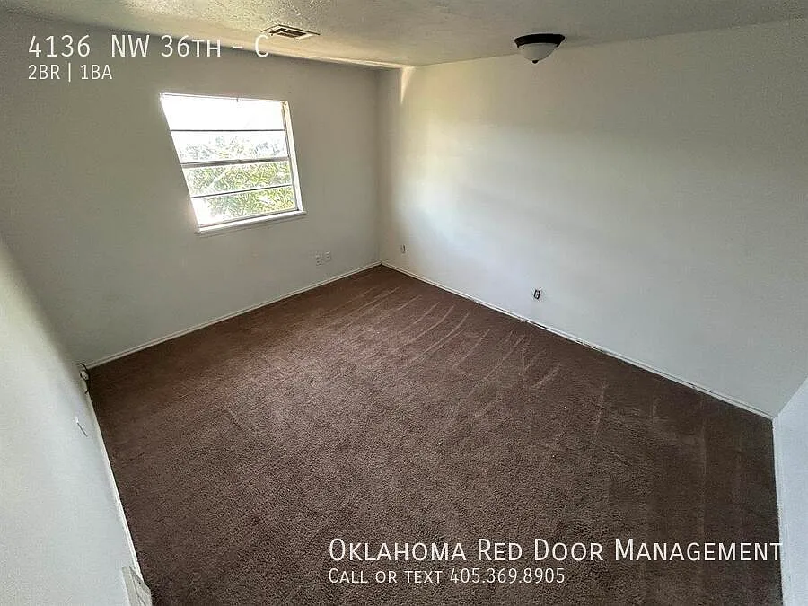 2 bed, 1000 sqft, $815 — Photo 2