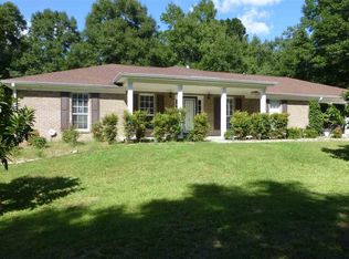 8246 Vann Ln, Milton, FL 32583