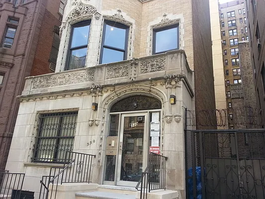 Rented by America Mecca Realty LLC | media 13