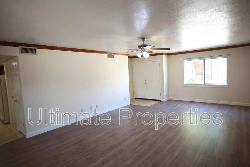 3 bed, 2.0 bath, 1532 sqft, $1,745 — Photo 2