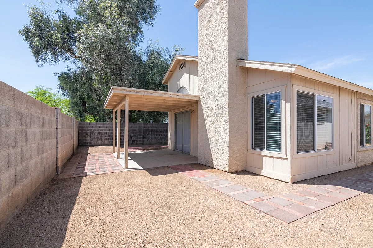 Building Photo - 7455 W Greer Ave #1