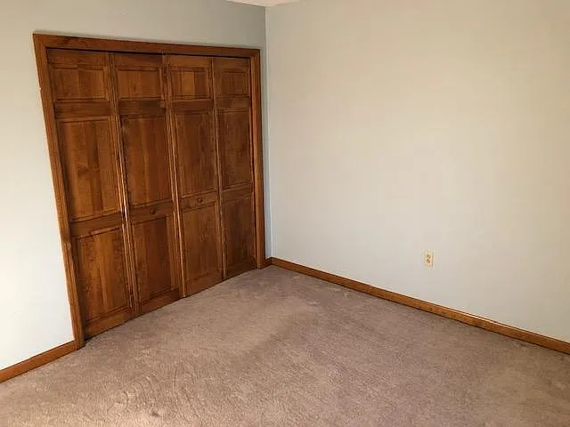 1555 Network Dr — Photo 23