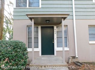 940 James Blvd, Signal Mountain, TN 37377