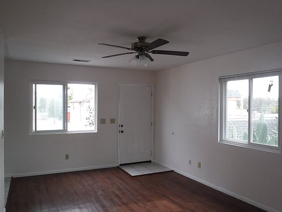 3rd image of 2355 Seaside St