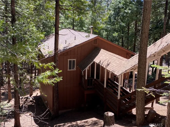 26477 Inyo Dr, Cold Springs, CA 95335
