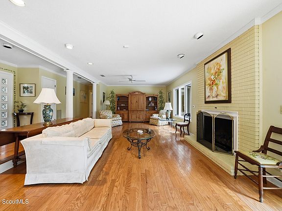 3rd image of 121 Jacobs Rd