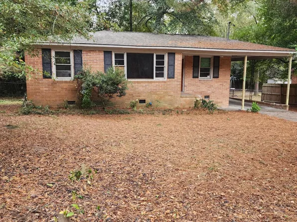 2704 Reynolds Dr, Macon, GA 31206