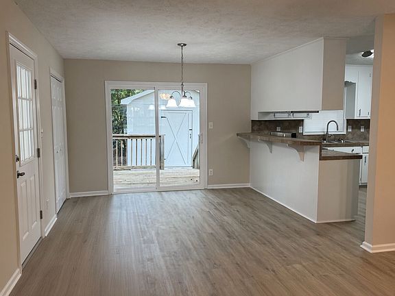 5th image of 614 Burcale Road Cir