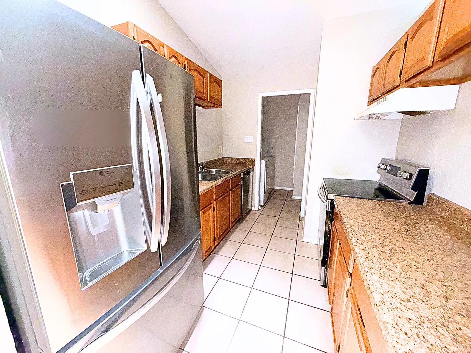 2 bed, 924 sqft, $1,400 — Photo 2
