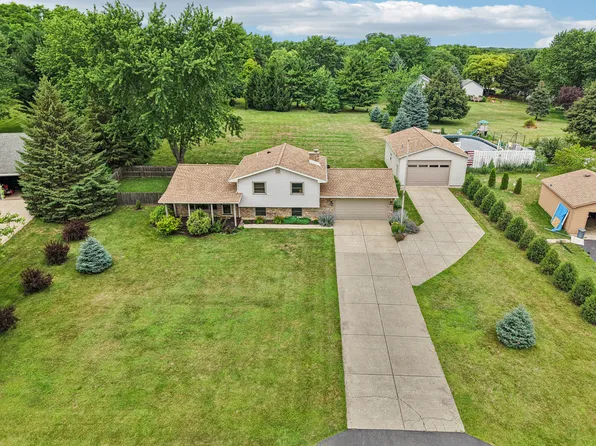 4924 5th St, Winthrop Harbor, IL 60096