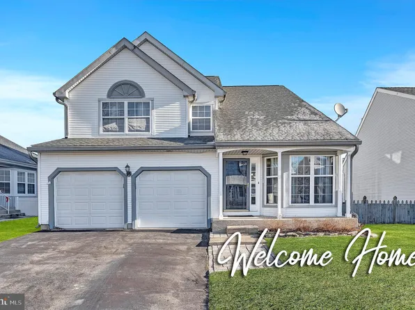 13 Dryden Dr, Burlington, NJ 08016