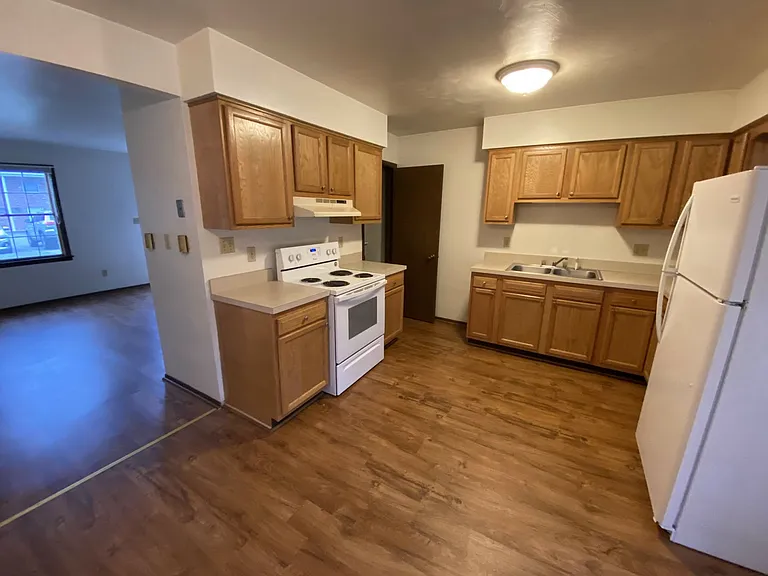 Forest Park Apartments — Photo 6