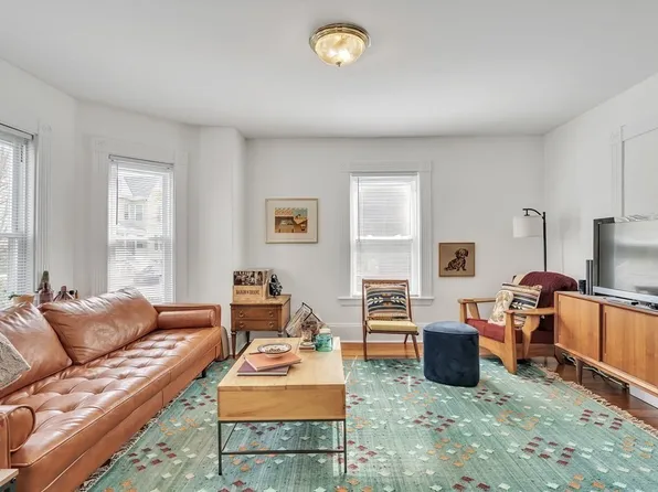 59 Winslow Ave #1, Somerville, MA 02144