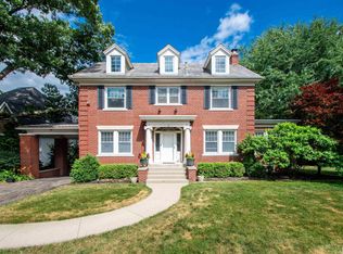 5918 N Elm Ln, Peoria, IL