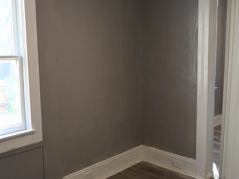 6812 Whitney Ave #1B — Photo 9