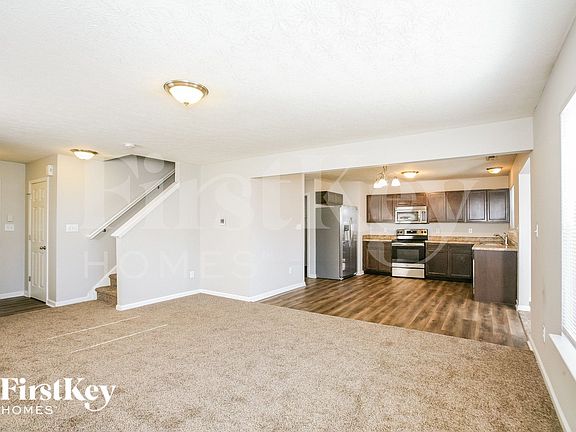 3rd image of 2871 Beethoven Ave