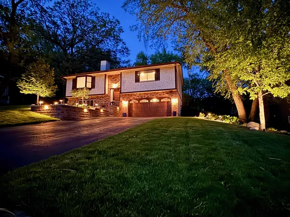 107 32nd Ave NW, New Brighton, MN 55112