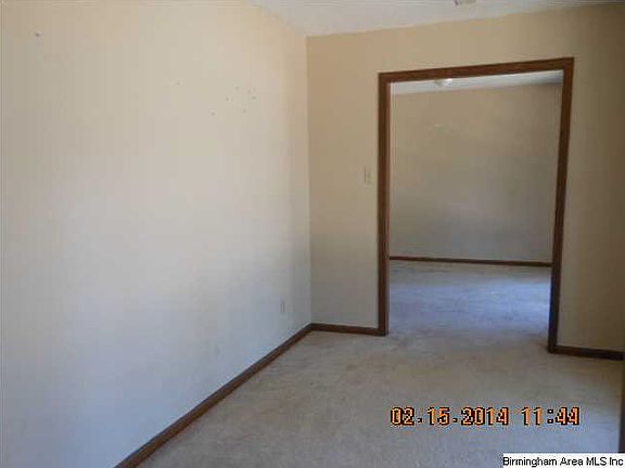 3rd image of 702 Briarwood Dr