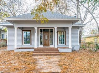 703 N Catherine St, Terrell, TX 75160