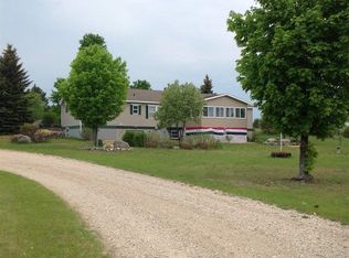 2773 Larks Lake Rd, Pellston, MI 49769