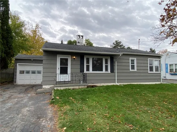 47 Thorpe Cres, Rochester, NY 14616