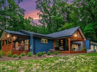 9325 Matthews Rd, Union Pier, MI 49129