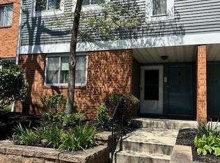 102 Mulberry Cv #A, Mount Laurel, NJ 08054