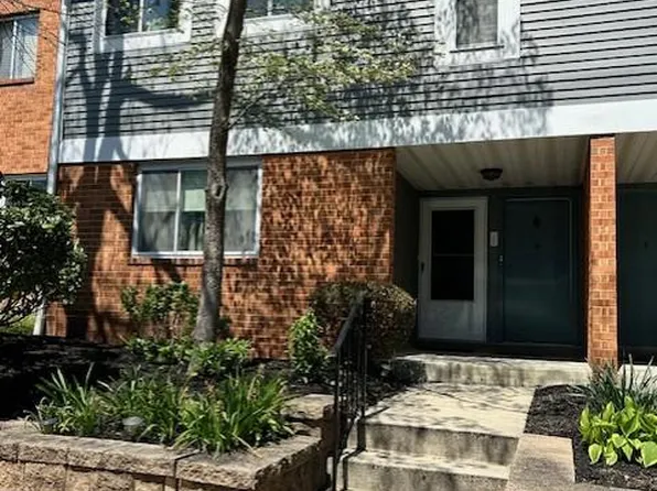 102 Mulberry Cv #A, Mount Laurel, NJ 08054