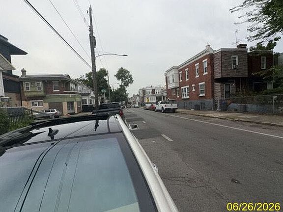 4th image of 931 S 59th St