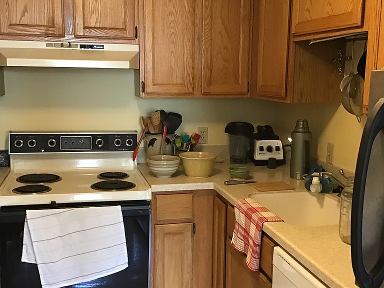 50 Union St #21 — Photo 6